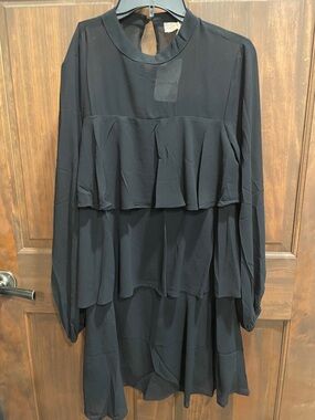 Hem & Thread Black Tiered Long-Sleeve Dress